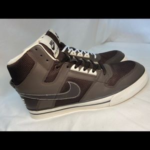NIKE 2010 SB Delta Force High AC Brown High Tops